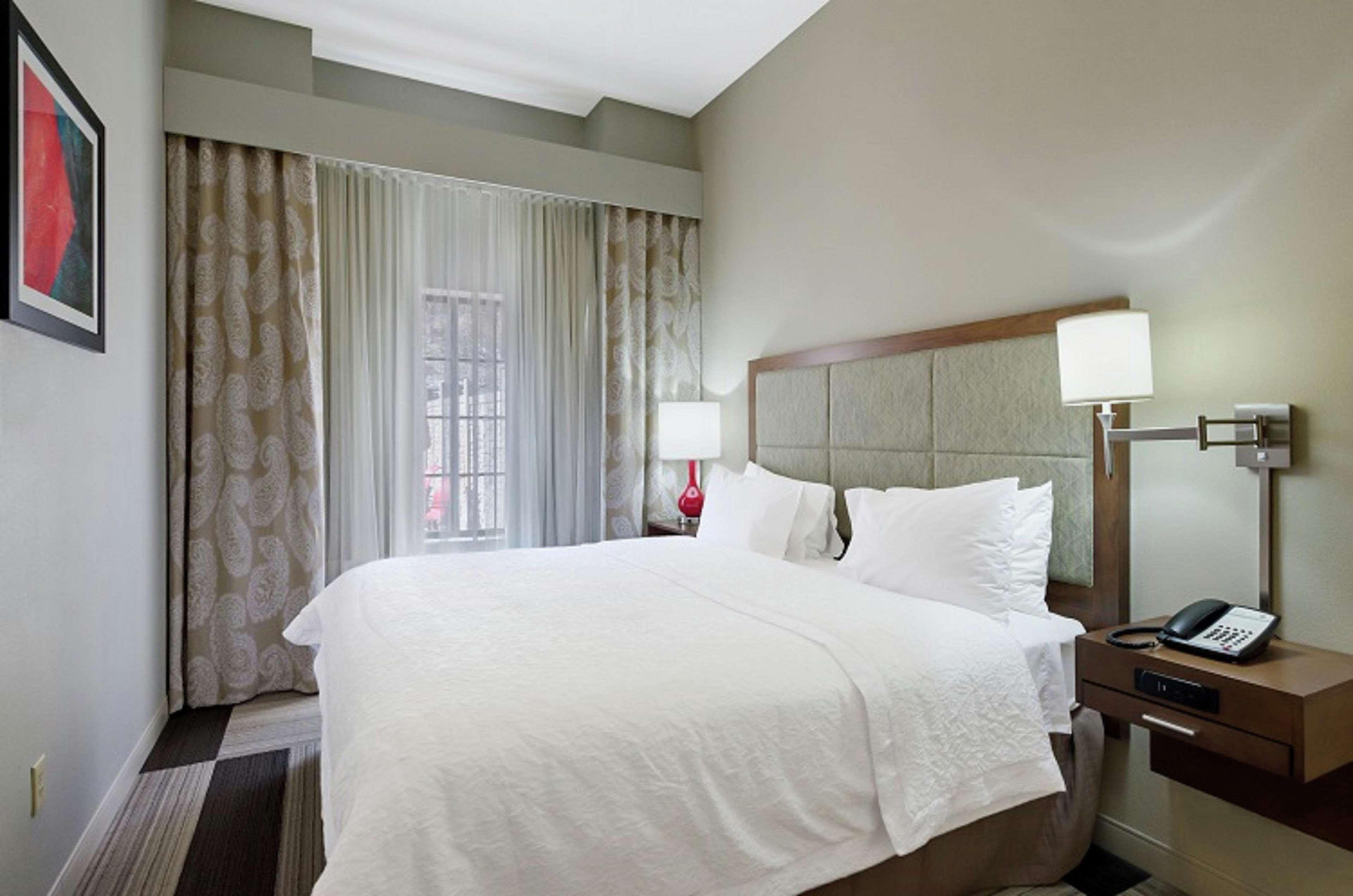 Hampton Inn Salem Esterno foto