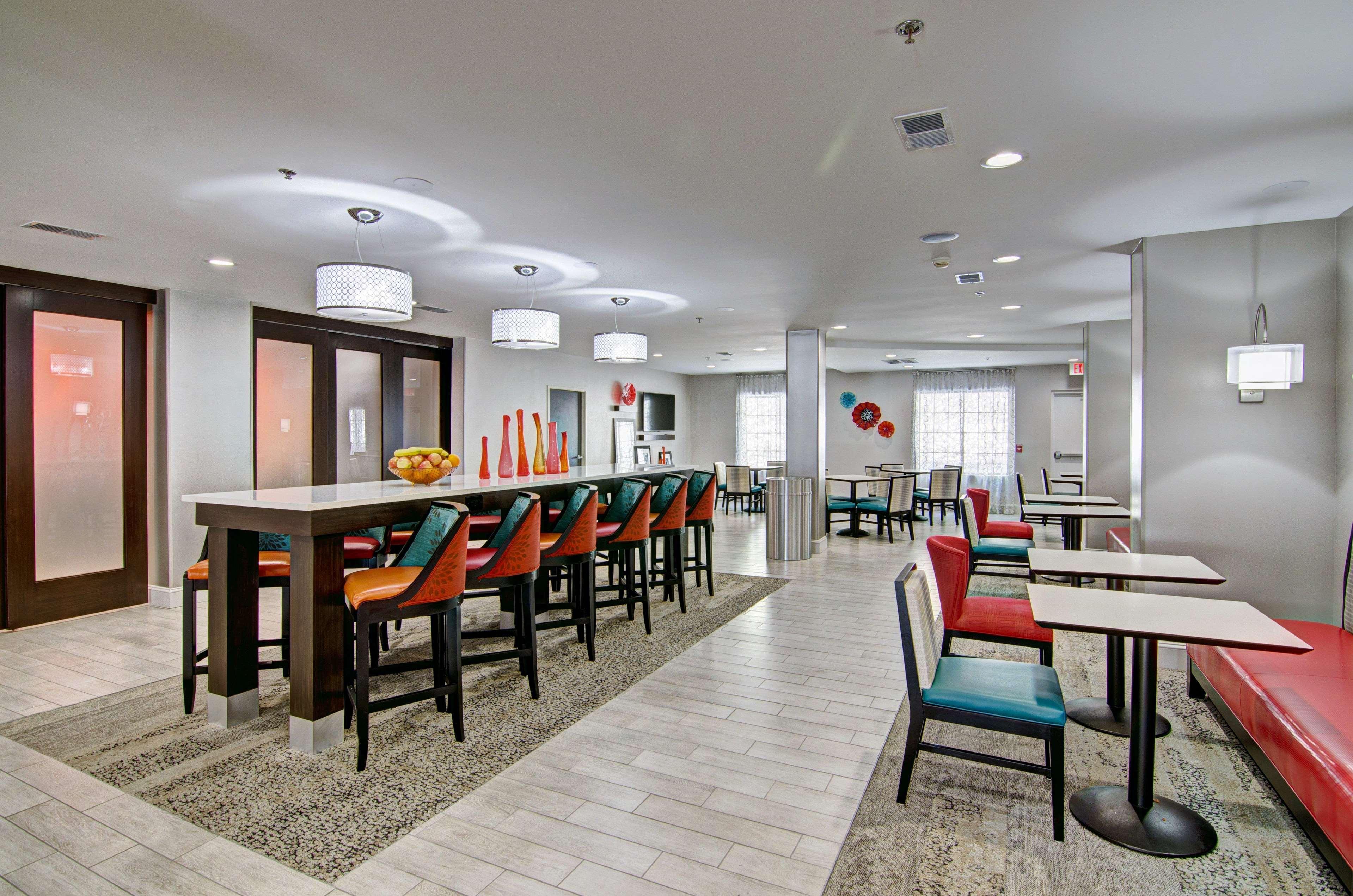 Hampton Inn Salem Esterno foto