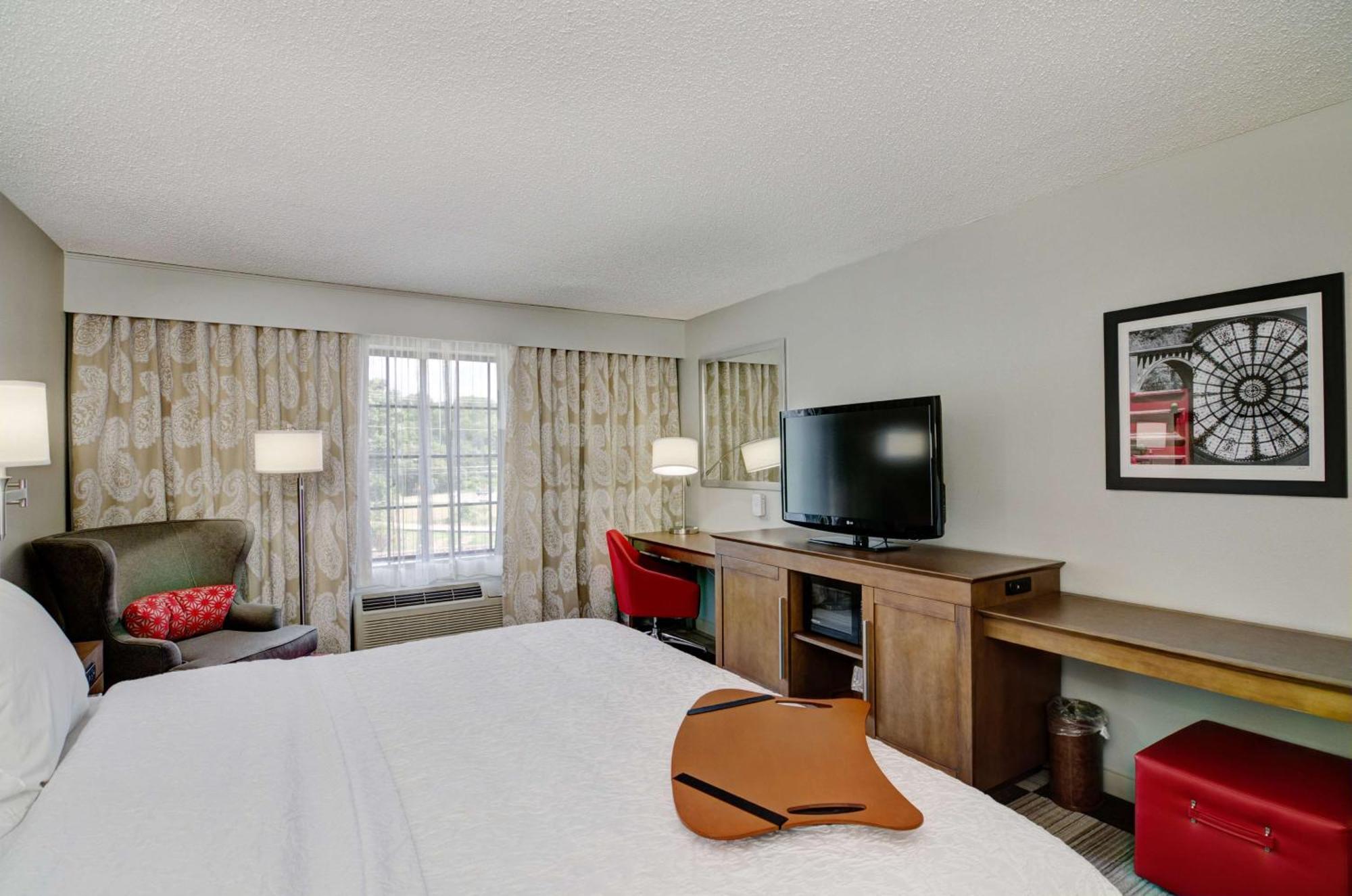 Hampton Inn Salem Esterno foto