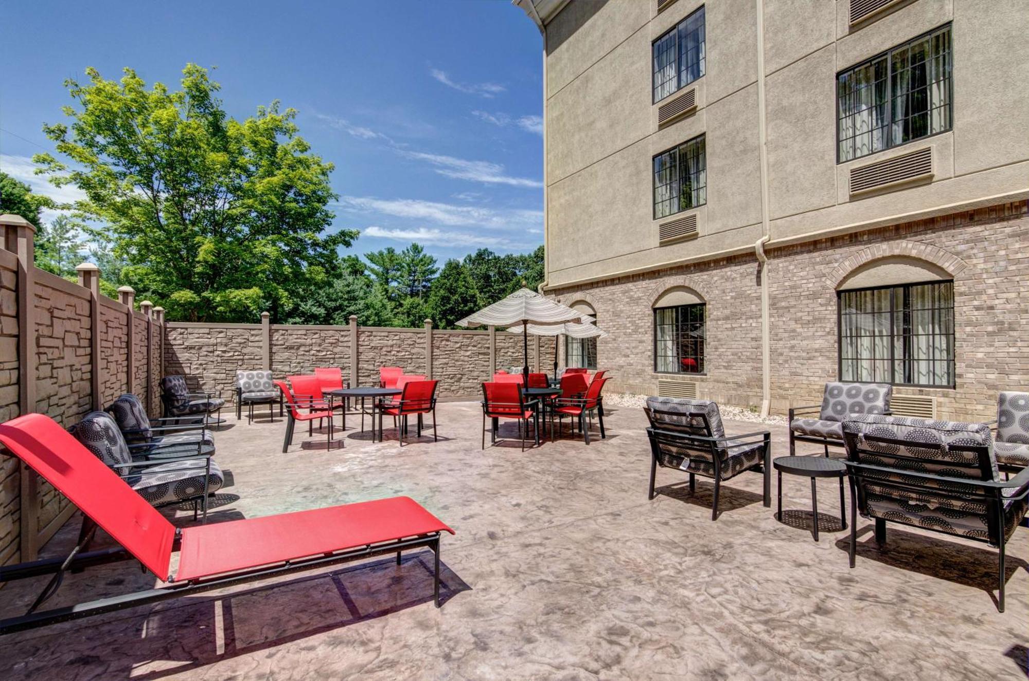 Hampton Inn Salem Esterno foto